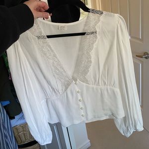 Aritzia Wilfred Romance Me Blouse